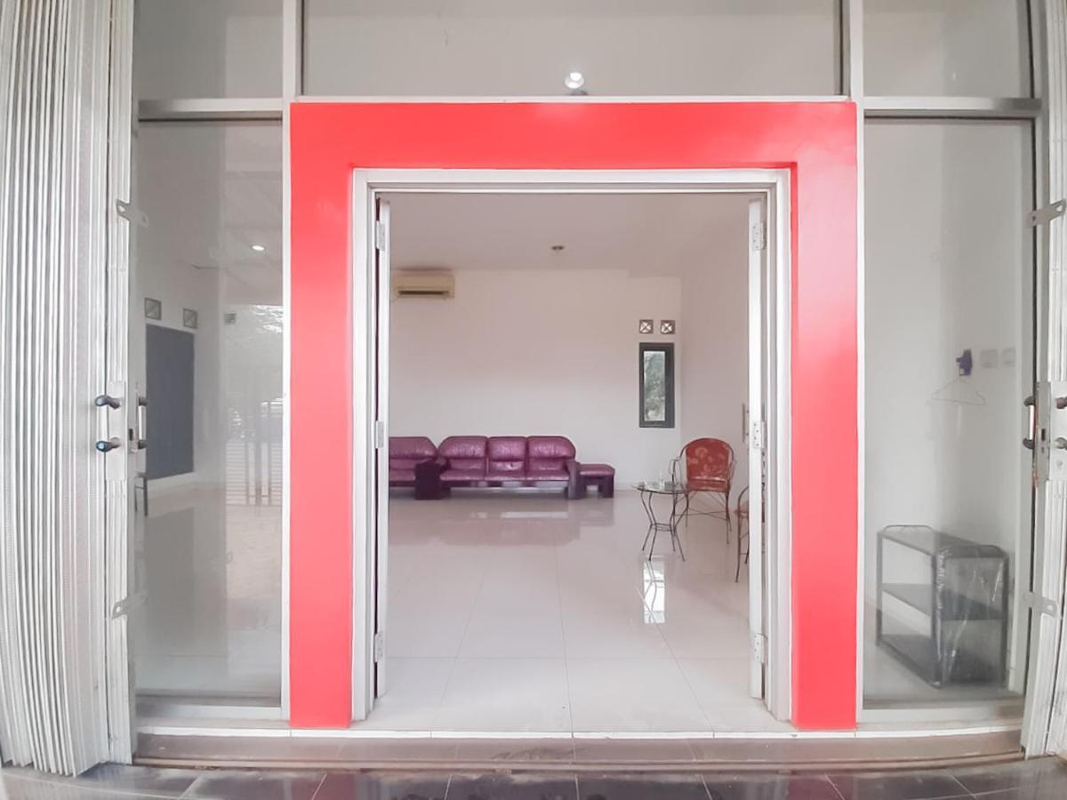 Wisma Asri Syariah Majalengka Redpartner Dawuhan Экстерьер фото